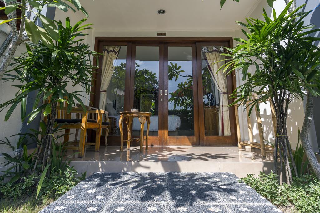 Waroeng Surya Home Stay 울루와뚜 외부 사진