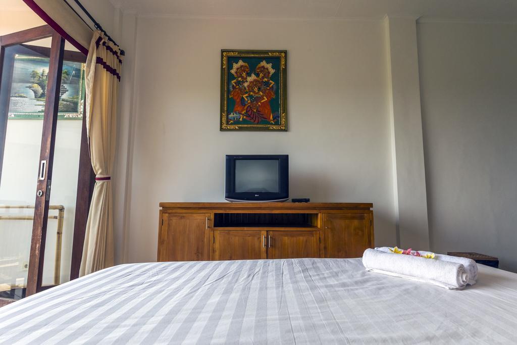 Waroeng Surya Home Stay 울루와뚜 외부 사진