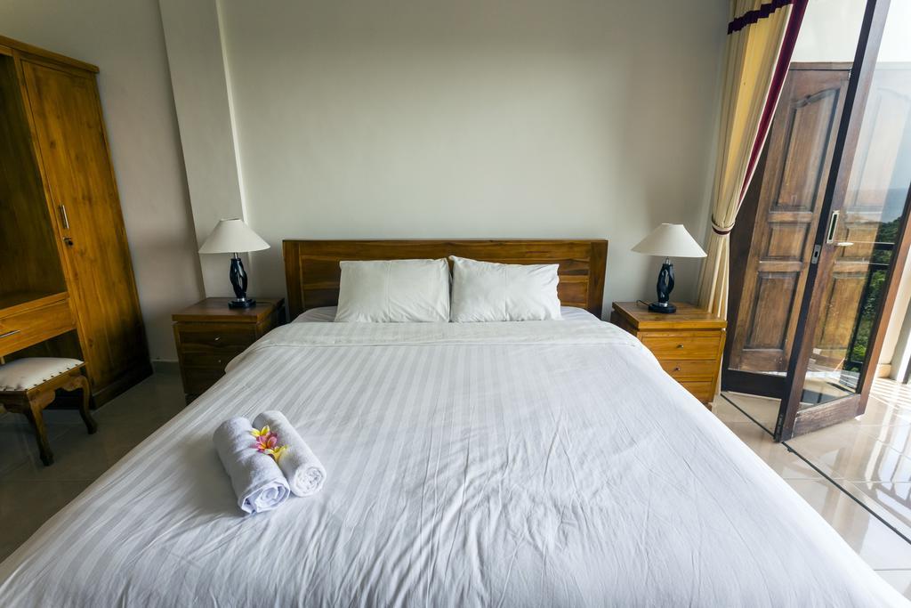 Waroeng Surya Home Stay 울루와뚜 외부 사진